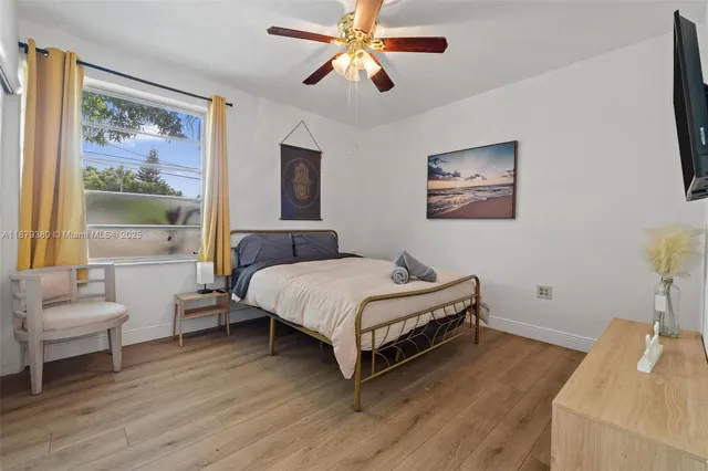 $3,999 | 2453 Southwest 17th Street, Unit 2453, Miami, FL 33145