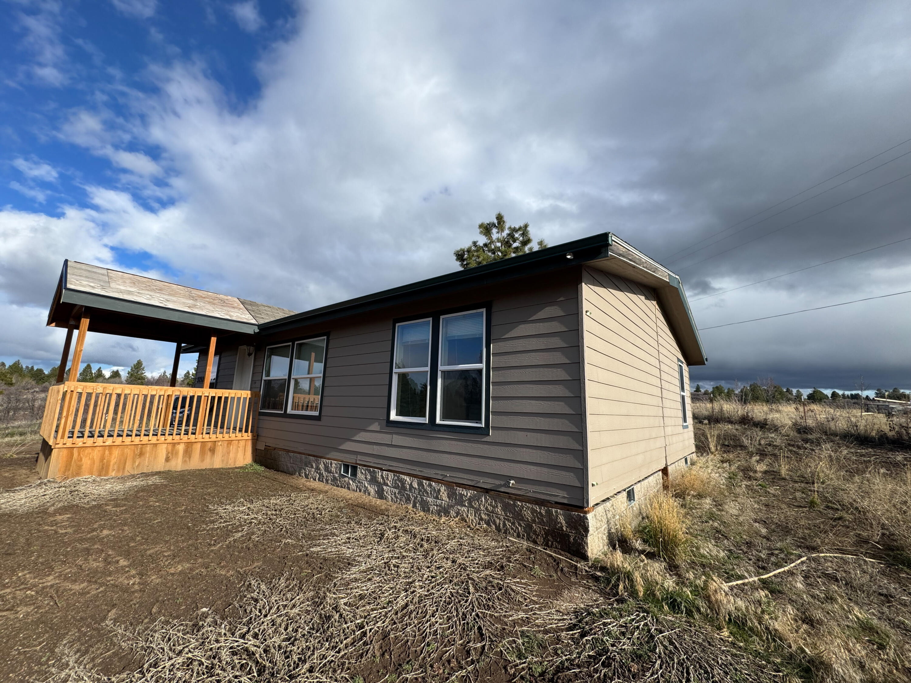 3218 Shoreview Drive Chiloquin, OR 97624 - Photo 3 of 16 north-west corner