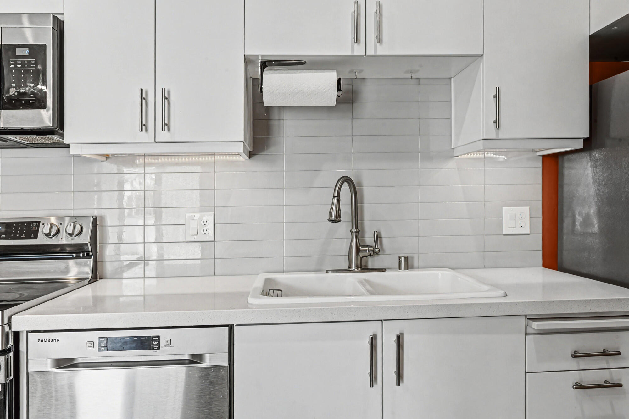 925 Madonna Road, Unit 101 San Luis Obispo, CA 93405 - Photo 11 of 28 Kitchen2