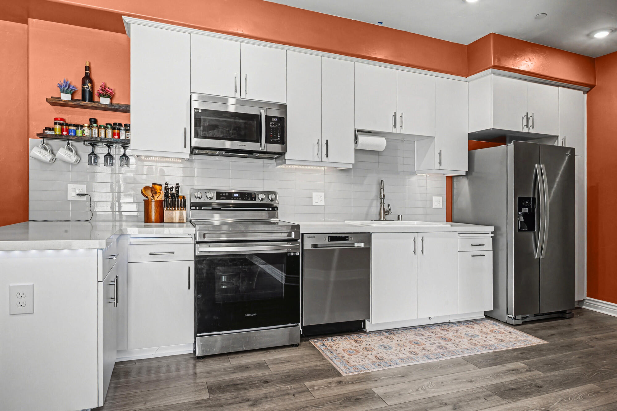 925 Madonna Road, Unit 101 San Luis Obispo, CA 93405 - Photo 5 of 28 Kitchen1