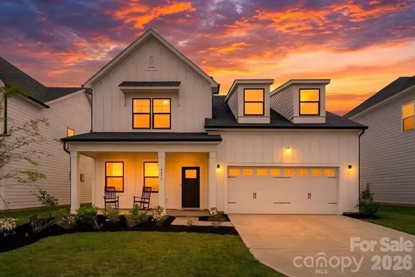 $750,000 | 8604 Bridgegate Drive, Huntersville, NC 28078