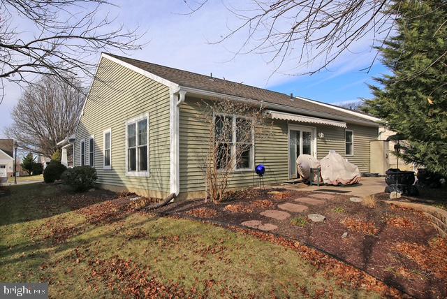 1023 Alden Way Lebanon, PA 17042 - Photo 47 of 74 a view of a house with backyard