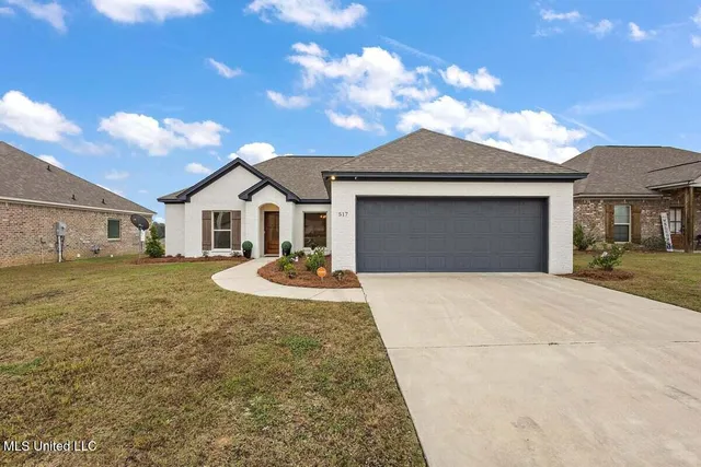 $286,000 | 517 Birchwood Boulevard, Pearl, MS 39208