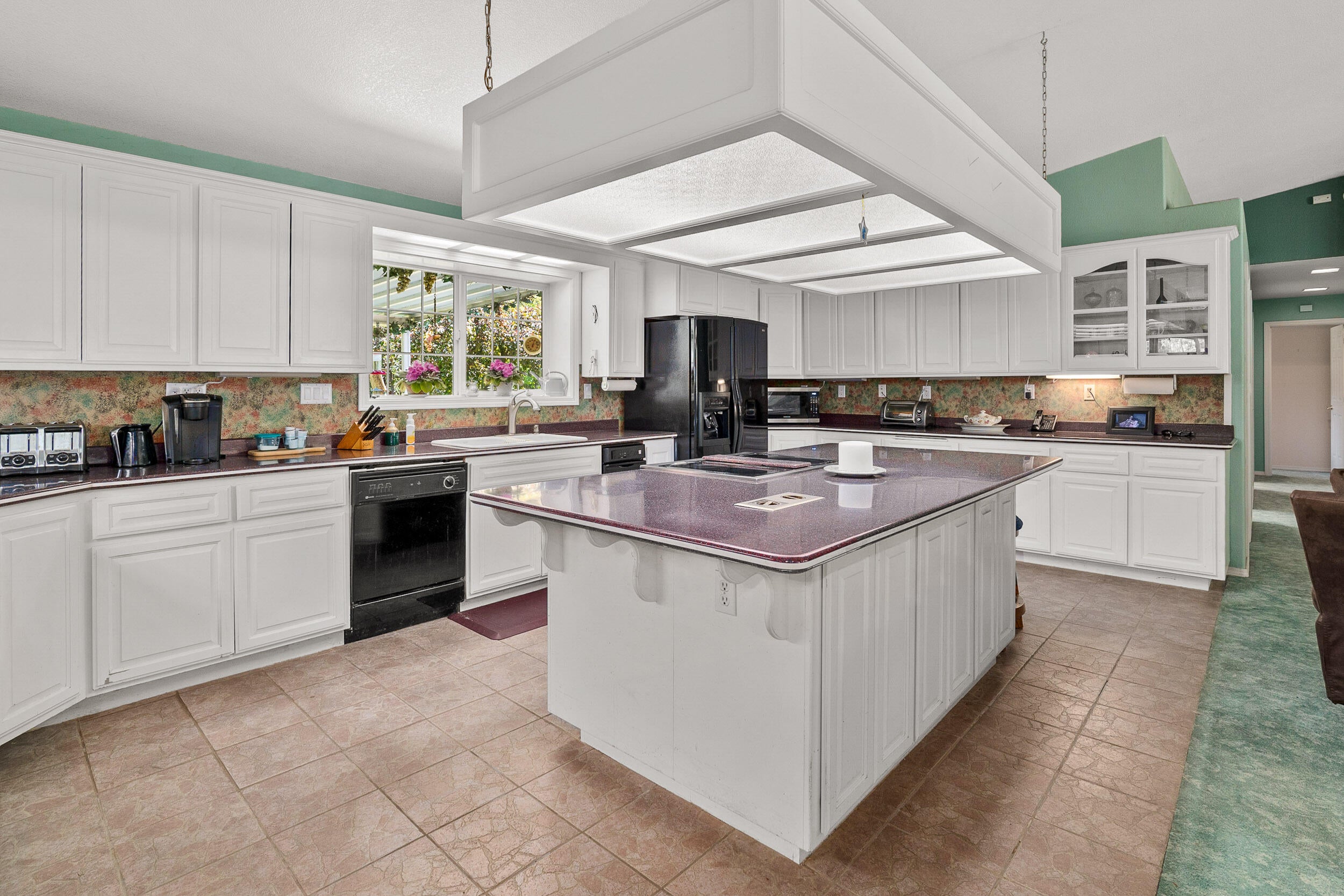 14845 Water Gap Road Williams, OR 97544 - Photo 8 of 44 Kitchen