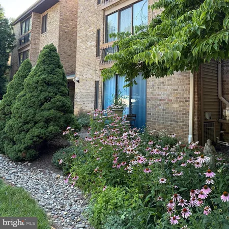 $220,000 | 10536 Cross Fox Lane, Unit B2, Columbia, MD 21044