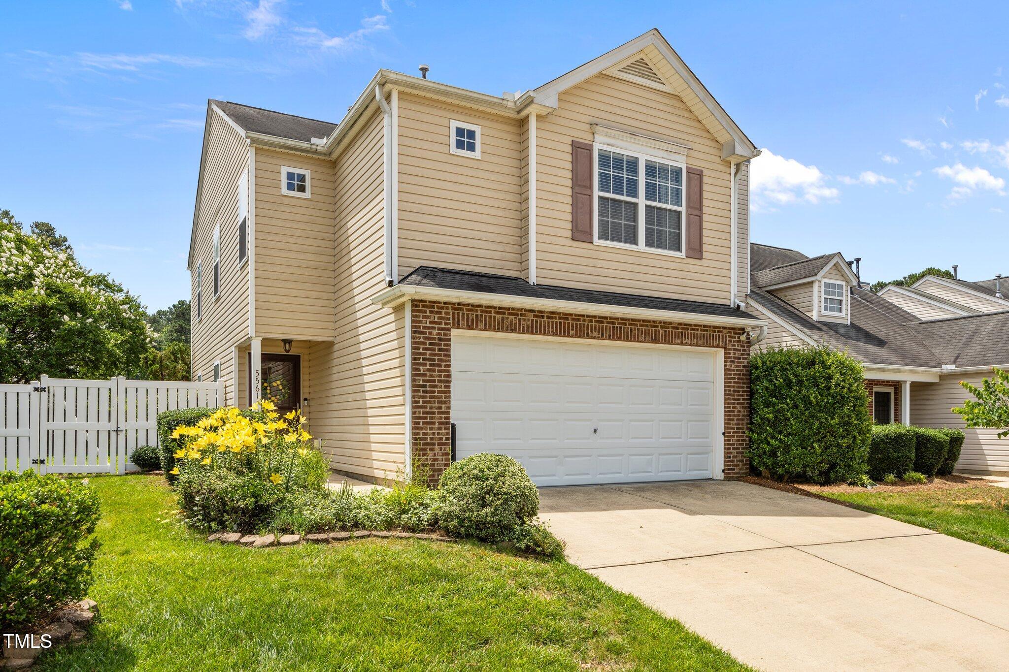 5561 Roan Mountain Place Raleigh, NC 27613 - Photo 18 of 20 45-web-or-mls-IMG_1090
