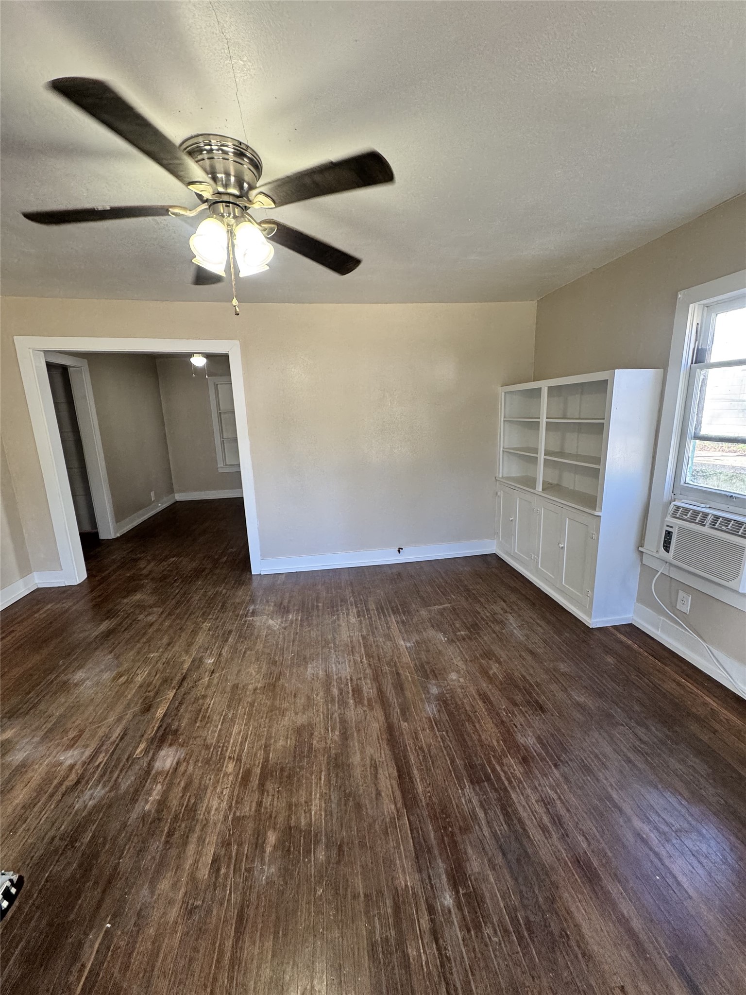 425 3rd Street Jasper, TX 75951 - Photo 4 of 11