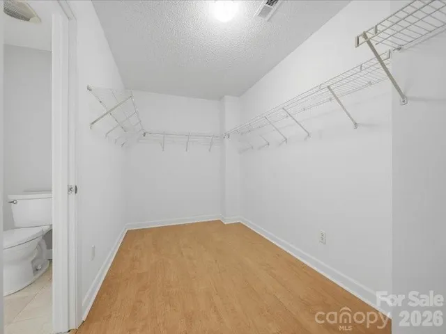 $355,000 | 1968 8th St Lane Southeast, Hickory, NC 28602