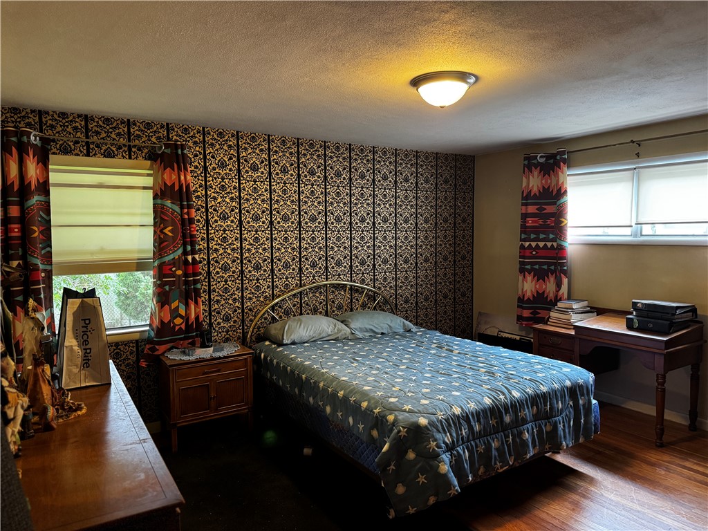 18 Leslie Road Warwick, RI 02888 - Photo 8 of 16 Gallery Image 8
