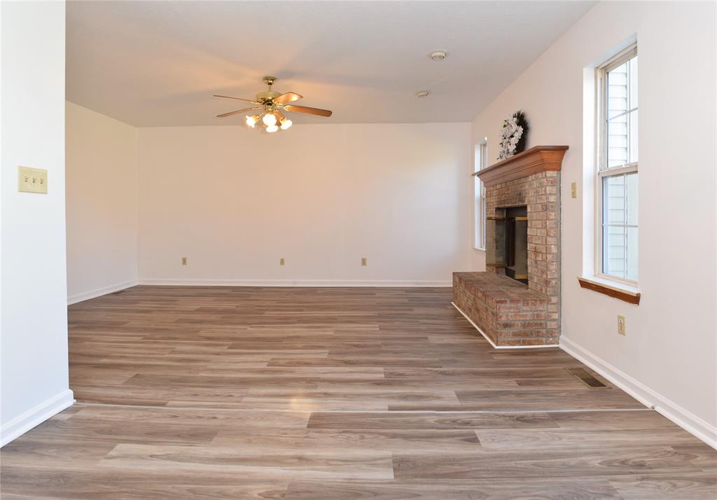 11066 Springtree Place Indianapolis, IN 46239 - Photo 12 of 37 Gallery Image 12