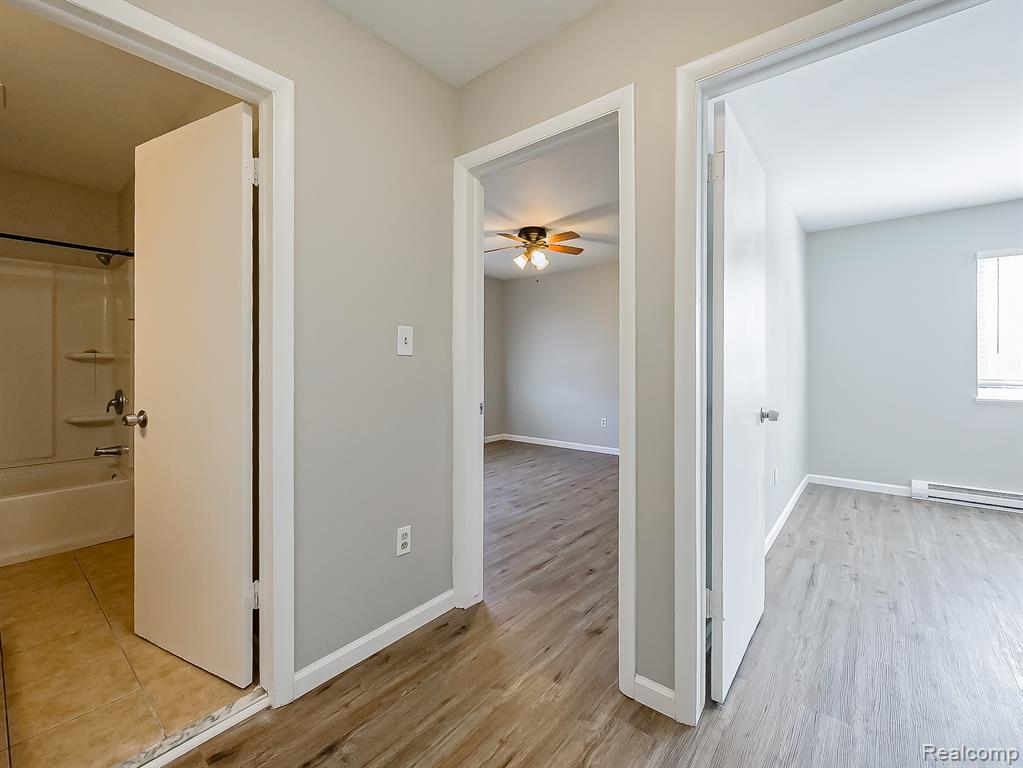 125 East Van Riper Road, Unit 5 Fowlerville, MI 48836 - Photo 11 of 23
