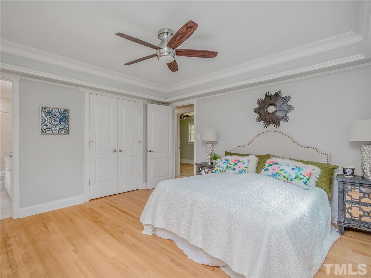 5701 Deblyn Avenue Raleigh, NC 27612 - Photo 10 of 25 Gallery Image 10