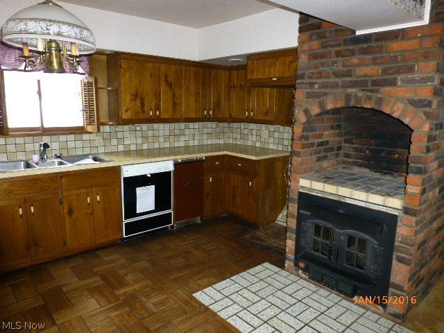 240 South Chillicothe Road Aurora, OH 44202 - Photo 15 of 23