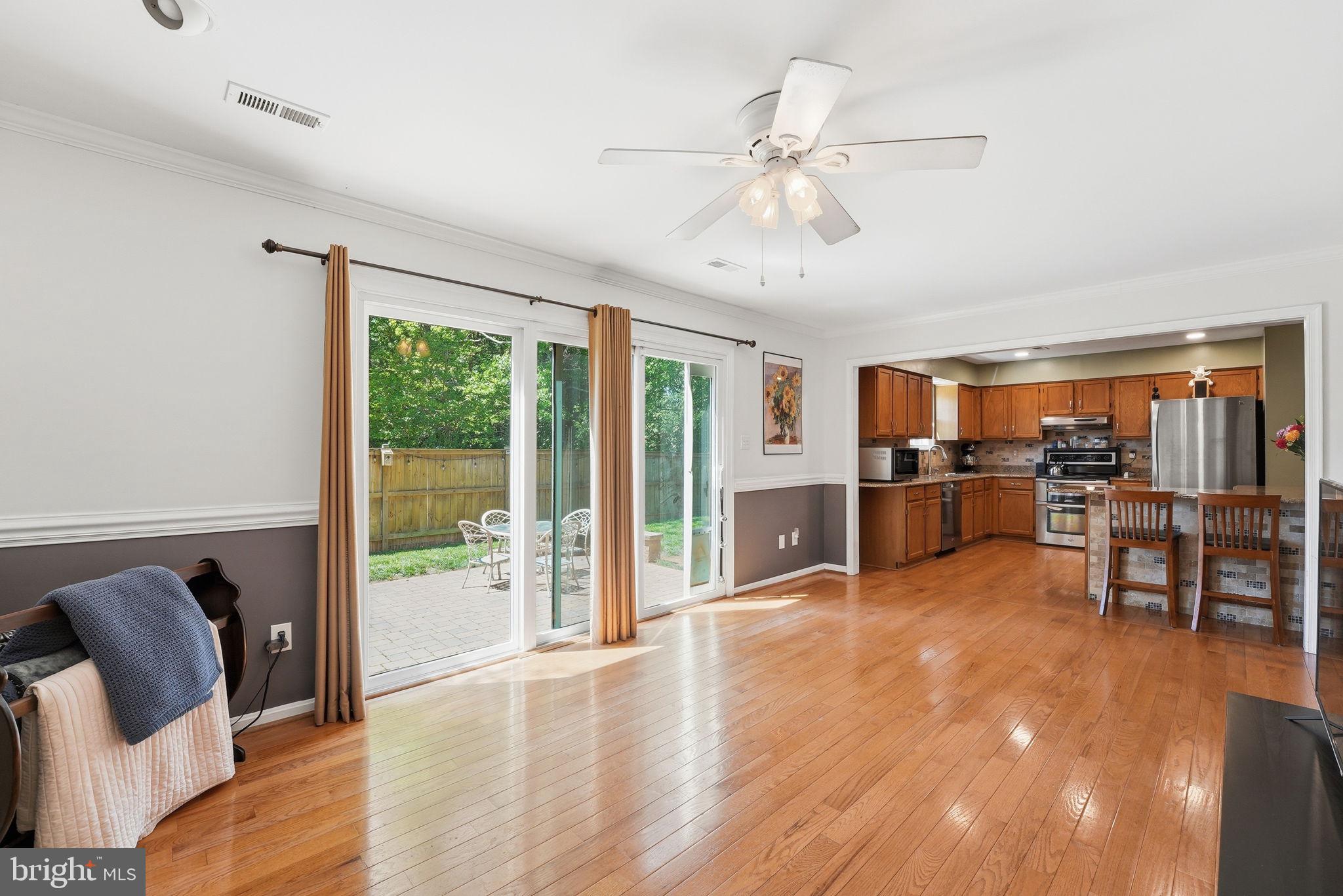 10275 Racquet Circle Manassas, VA 20110 - Photo 6 of 21 Gallery Image 6