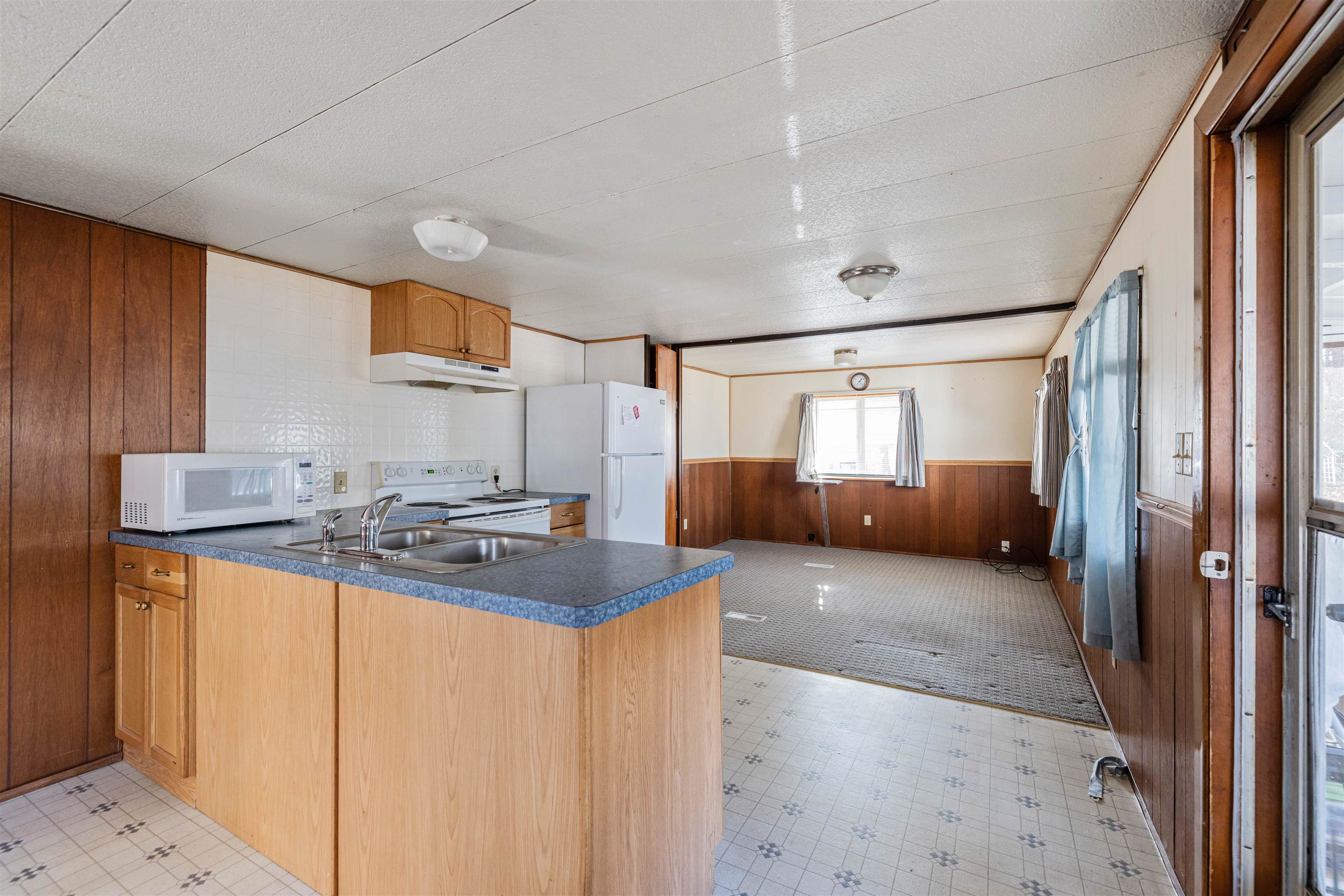 115 Roberts Road Barrington, NH 03825 - Photo 11 of 34 Gallery Image 11
