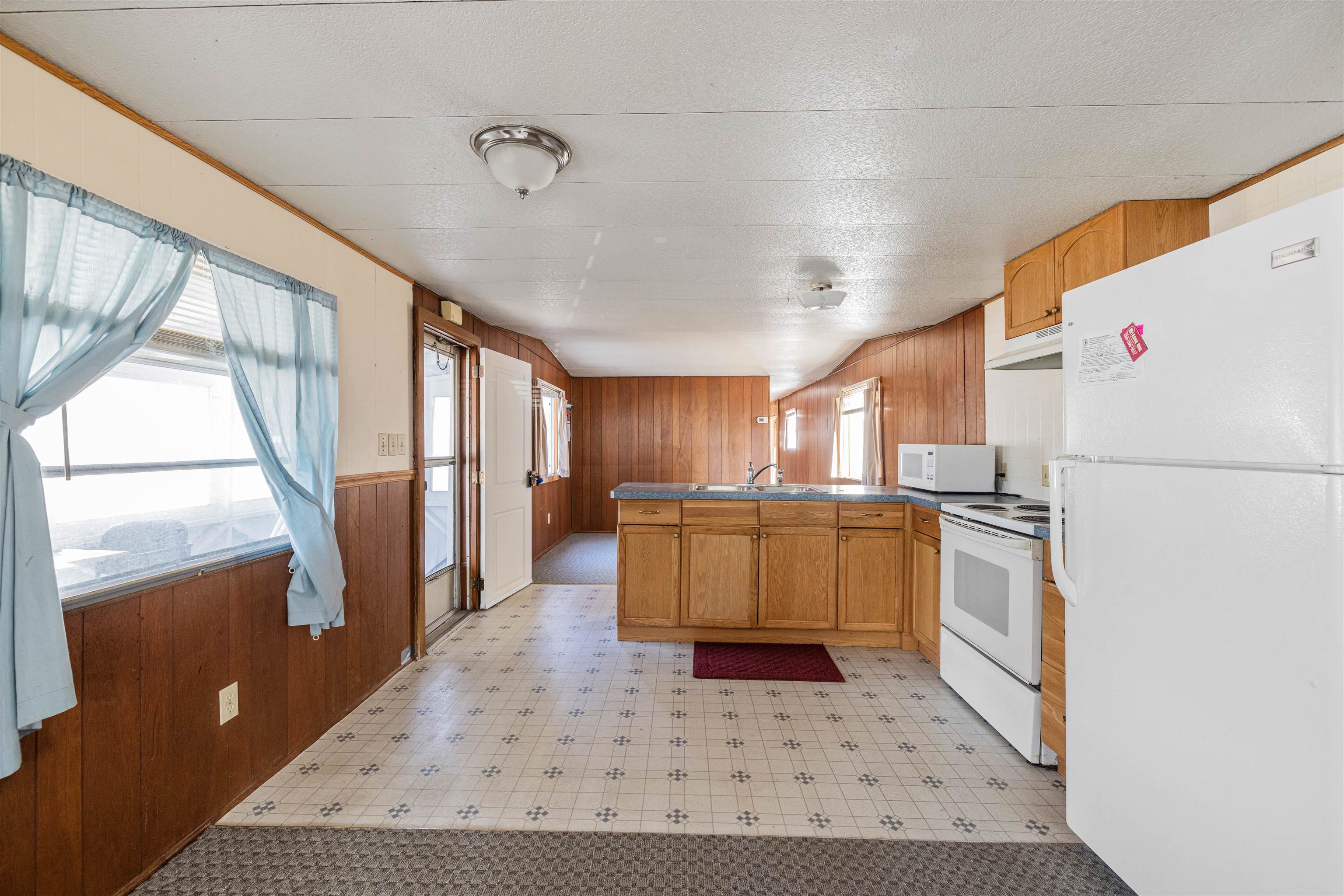 115 Roberts Road Barrington, NH 03825 - Photo 4 of 34 Gallery Image 4