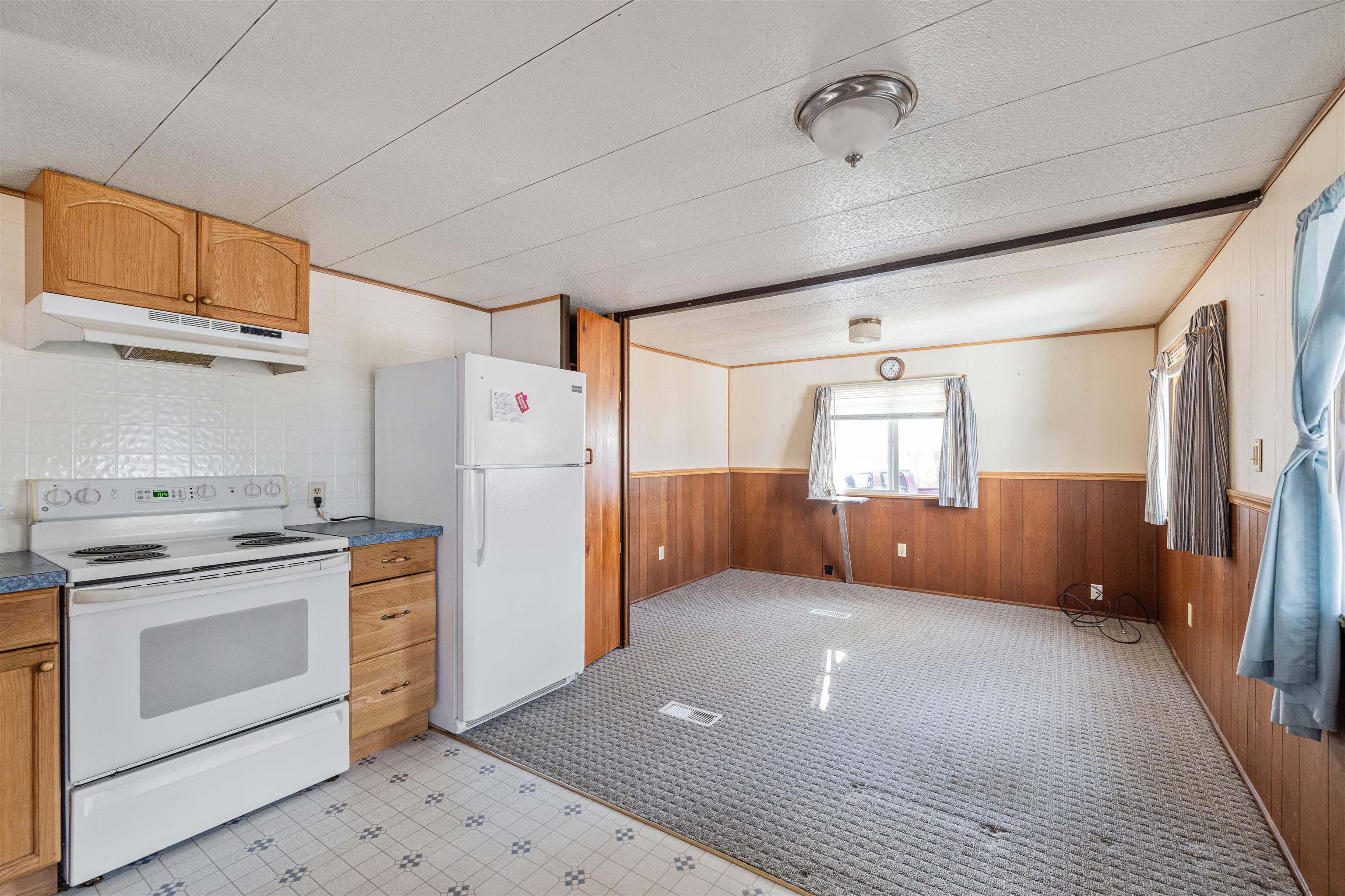 115 Roberts Road Barrington, NH 03825 - Photo 6 of 34 Gallery Image 6