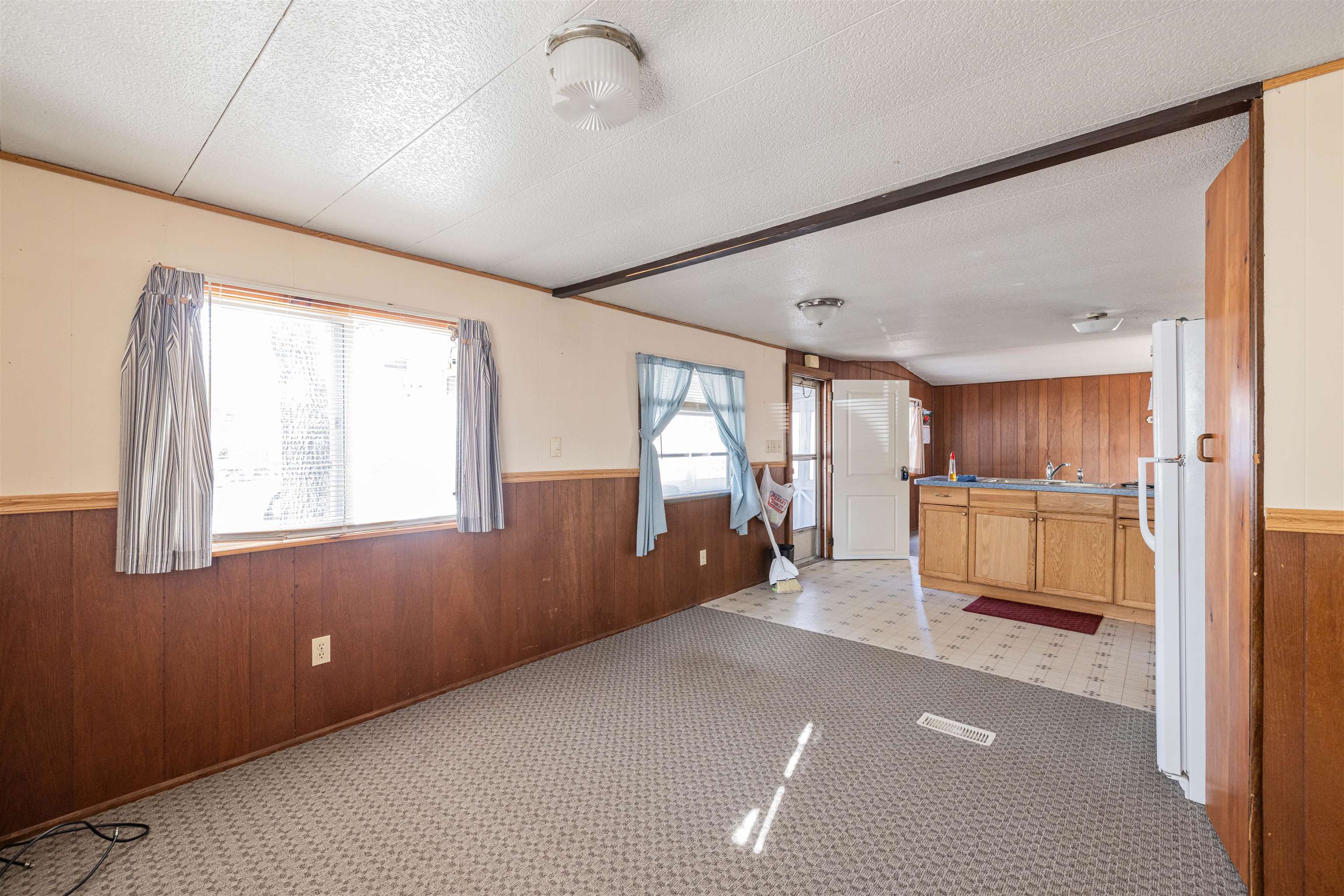 115 Roberts Road Barrington, NH 03825 - Photo 8 of 34 Gallery Image 8
