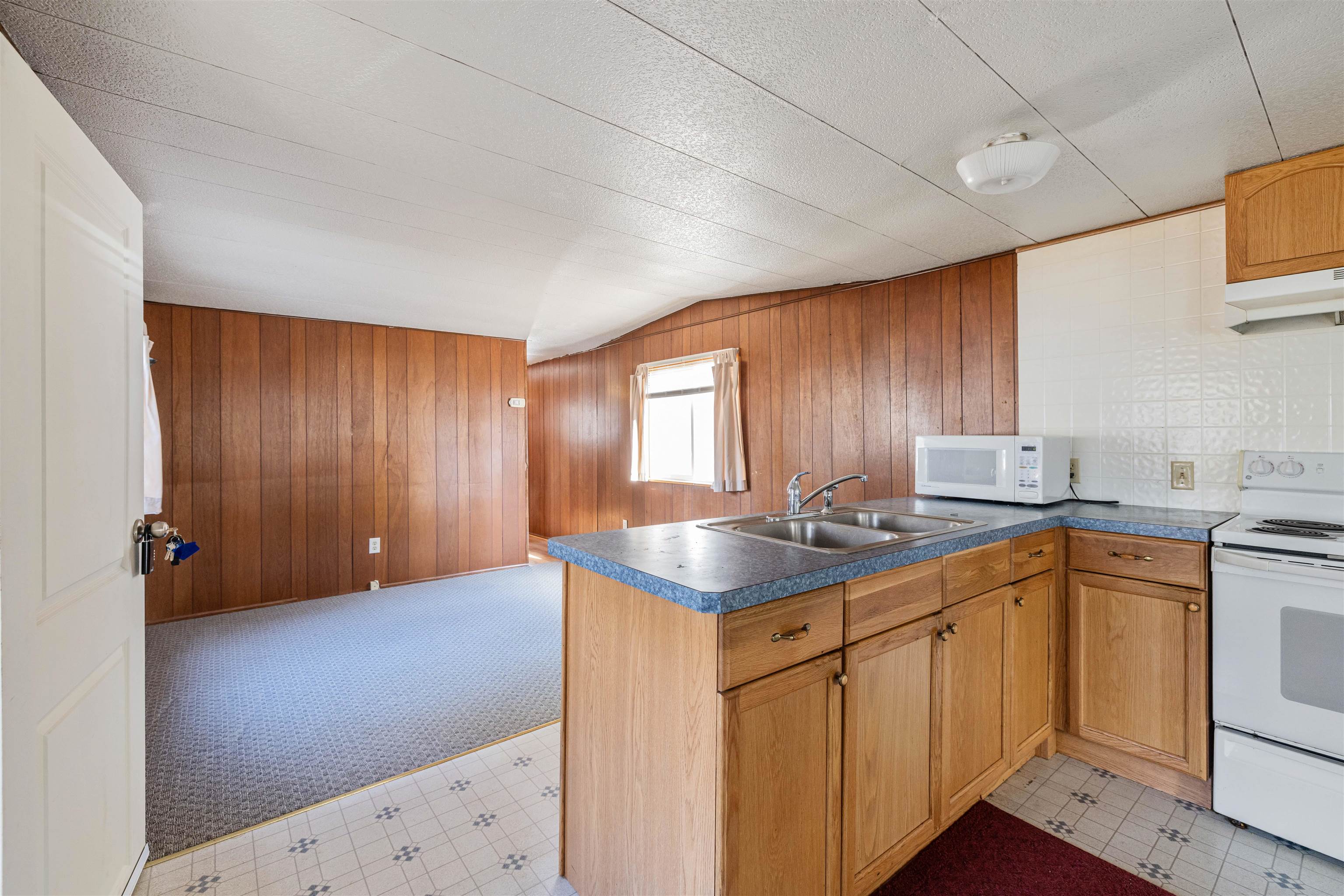 115 Roberts Road Barrington, NH 03825 - Photo 10 of 34 Gallery Image 10