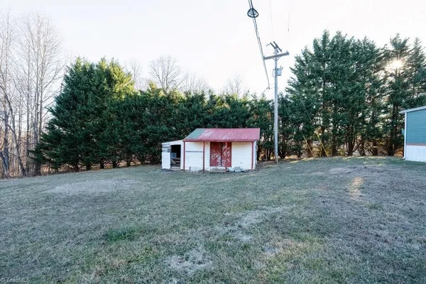 $77,000 | 106 Daniels Dell Lane, Mount Airy, NC 27030