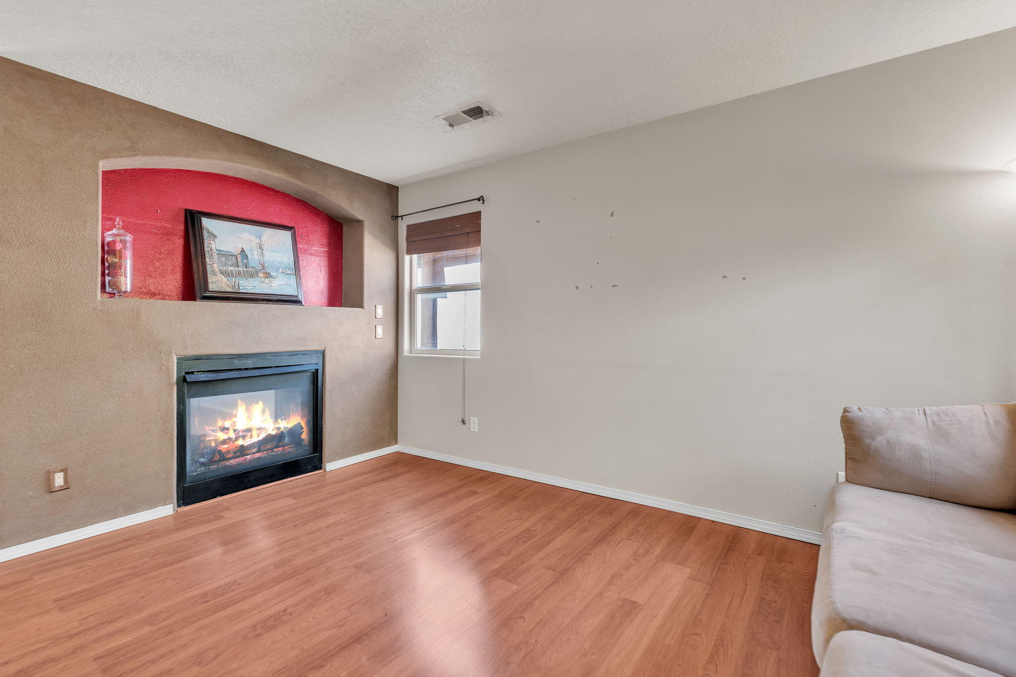 1852 Gallinas Road Rio Rancho, NM 87144 - Photo 14 of 22 Gallery Image 14