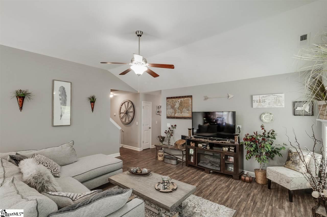 12 Rusty Court Simpsonville, SC 29680 - Photo 6 of 25 Gallery Image 6