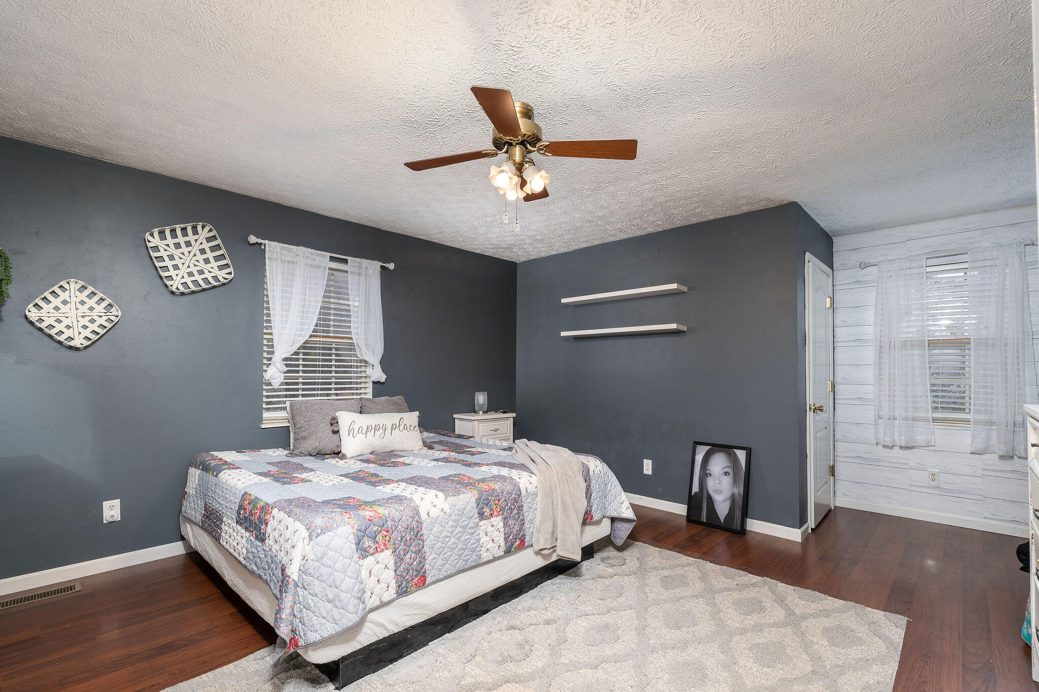 106 Johnson Road Mooresburg, TN 37811 - Photo 6 of 20 DSC01693-Edit