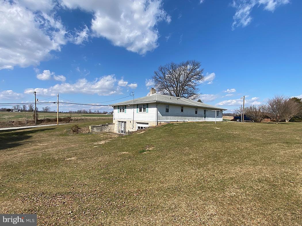 2264 Craley Road Windsor, PA 17366 - Photo 4 of 45