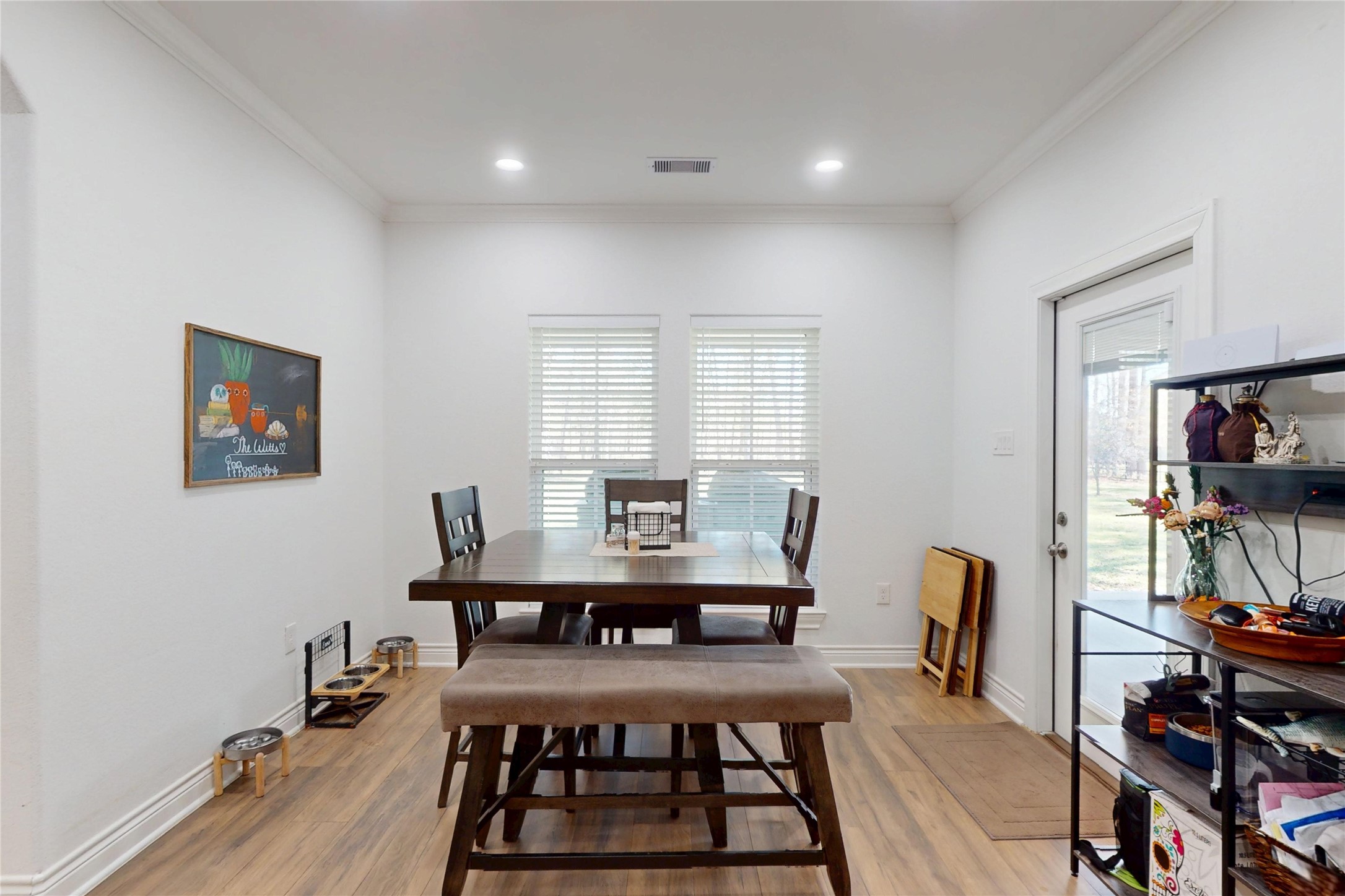 7815 Timber Switch Road Cleveland, TX 77328 - Photo 16 of 40 a workspace with furniture and window