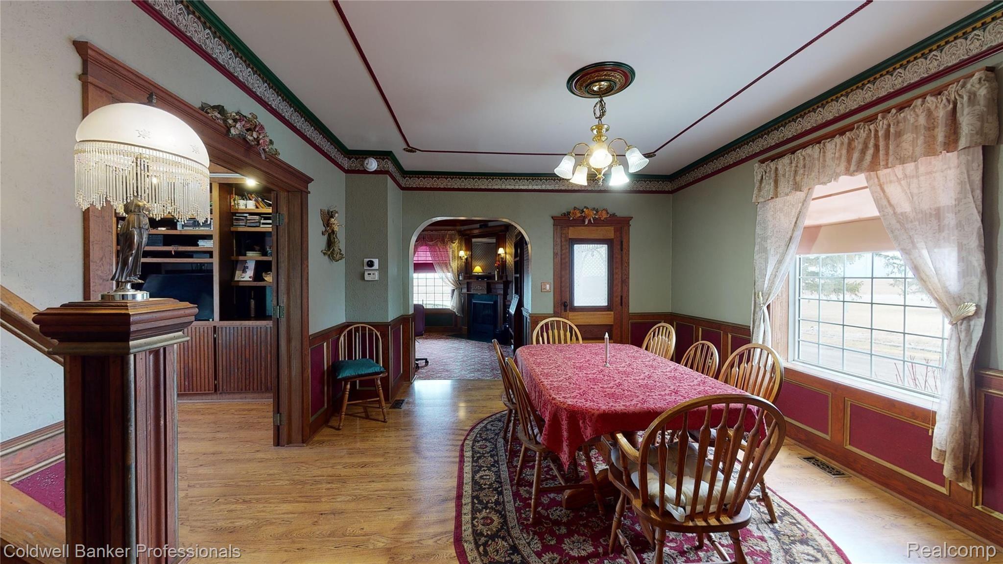 6323 Berne Road Pigeon, MI 48755 - Photo 12 of 62 Dining from Kitchen.jpg