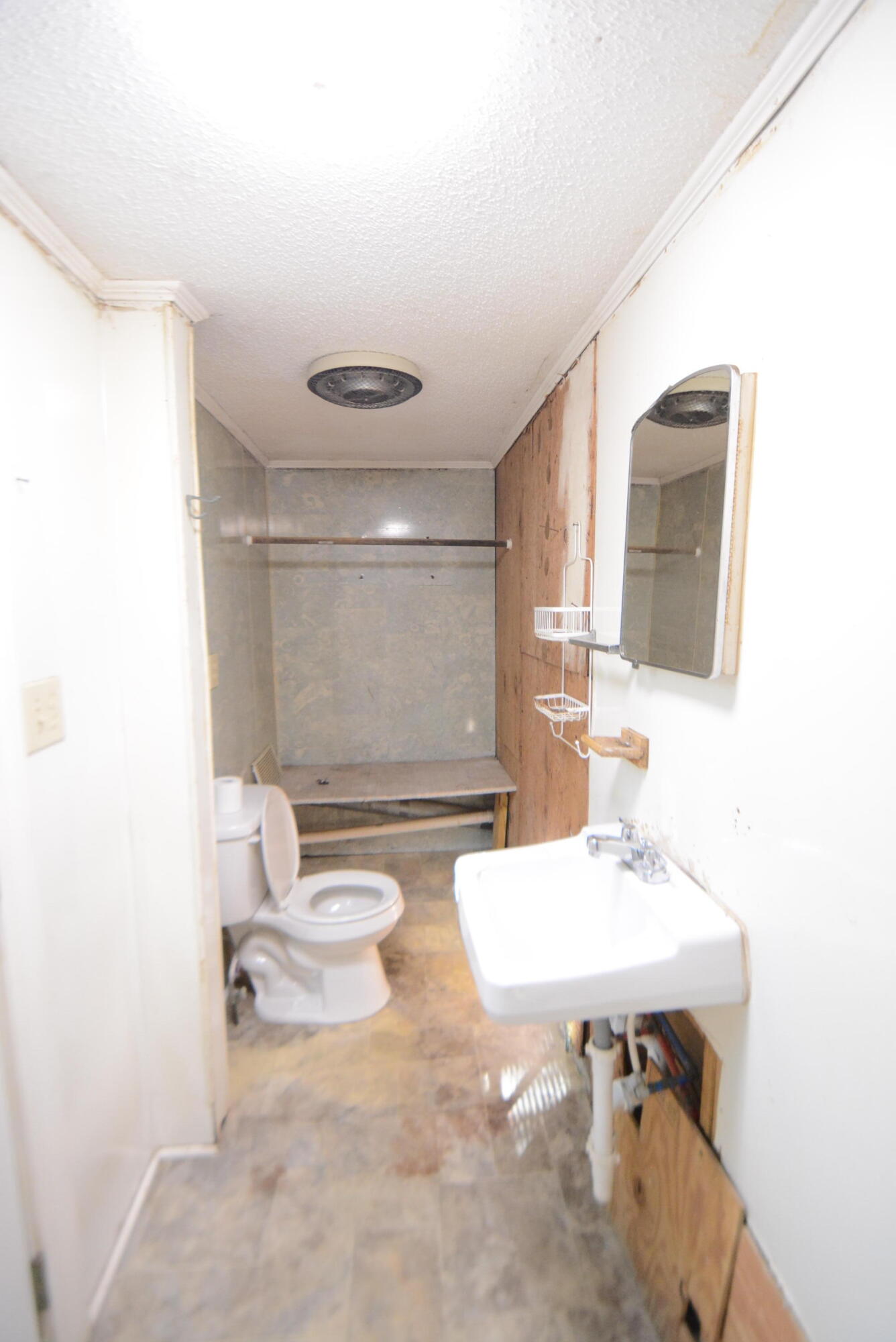 1203 Hawthorne Road Hanahan, SC 29410 - Photo 20 of 22 Hawthorne Rd (21)