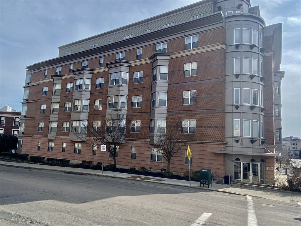 120 Mountfort Street, Unit 502 Boston, MA 02215 - Photo 17 of 18