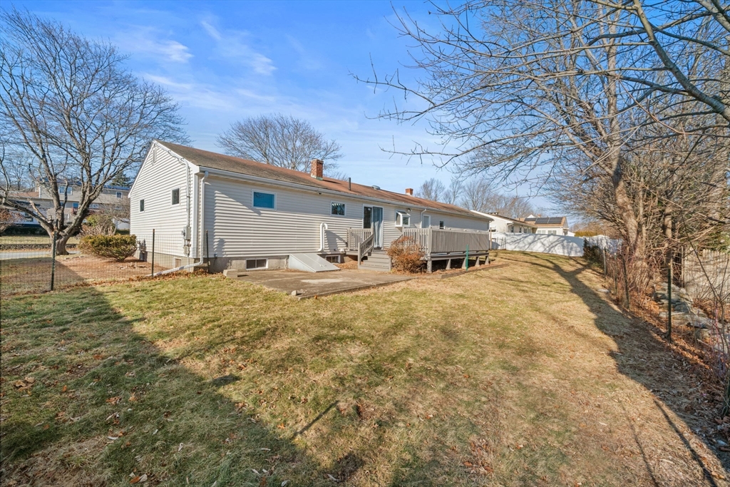 128 Burgess Road Somerset, MA 02726 - Photo 4 of 9 Gallery Image 4