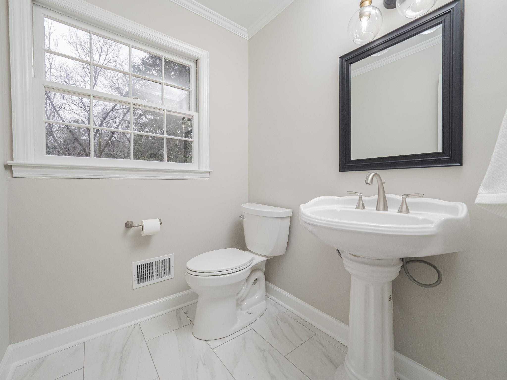 916 Hardimont Road Raleigh, NC 27609 - Photo 11 of 42 Photo 11