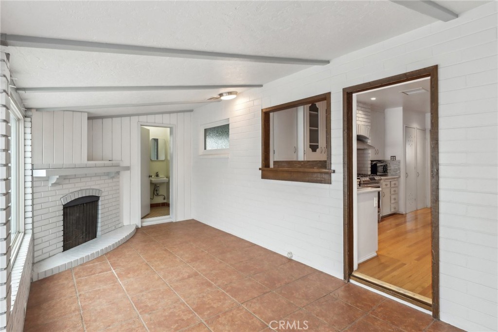 4662 Sierra Street Riverside, CA 92504 - Photo 12 of 33