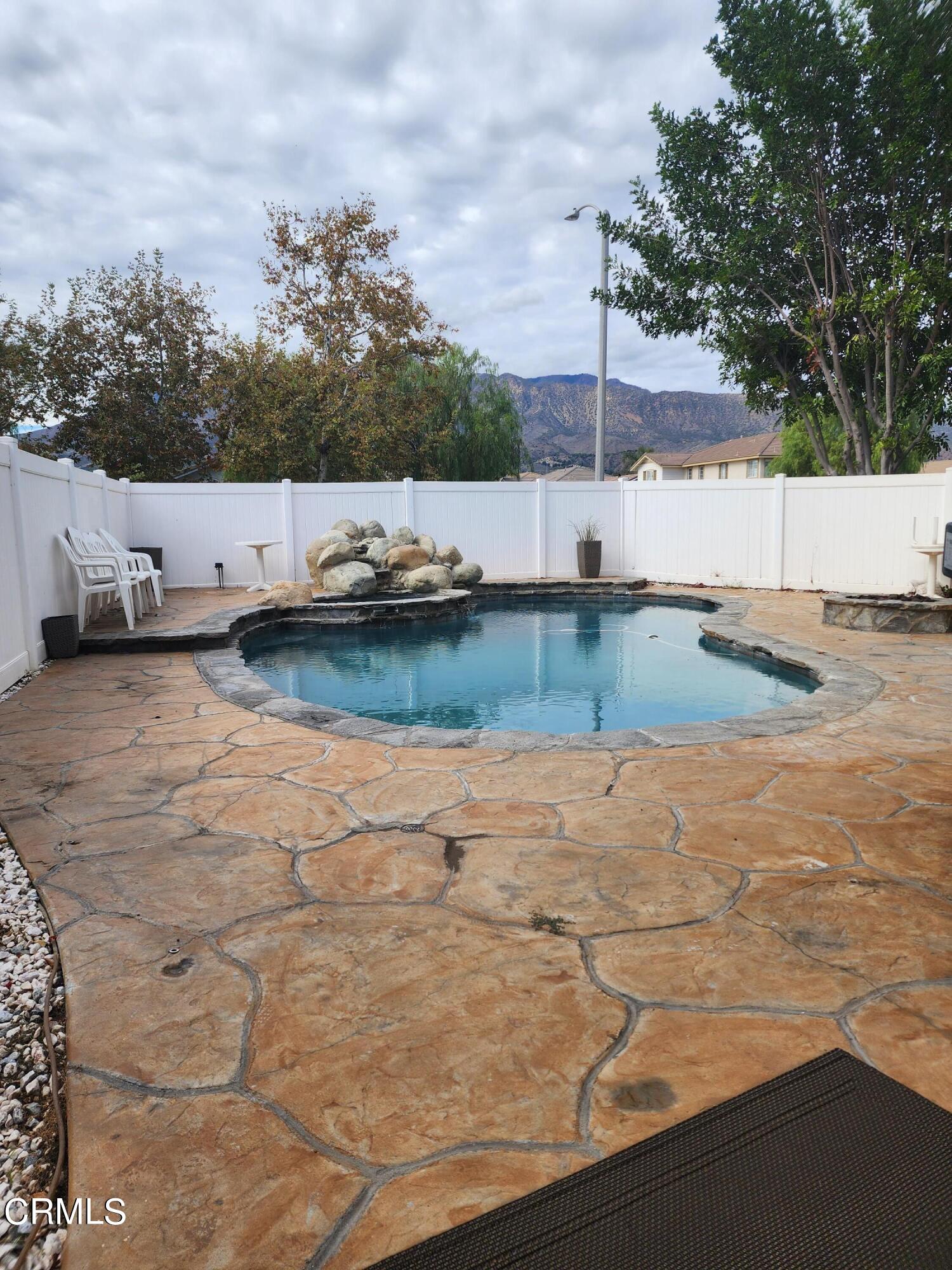 998 Arrasmith Lane Fillmore, CA 93015 - Photo 37 of 40 a view of a terrace view