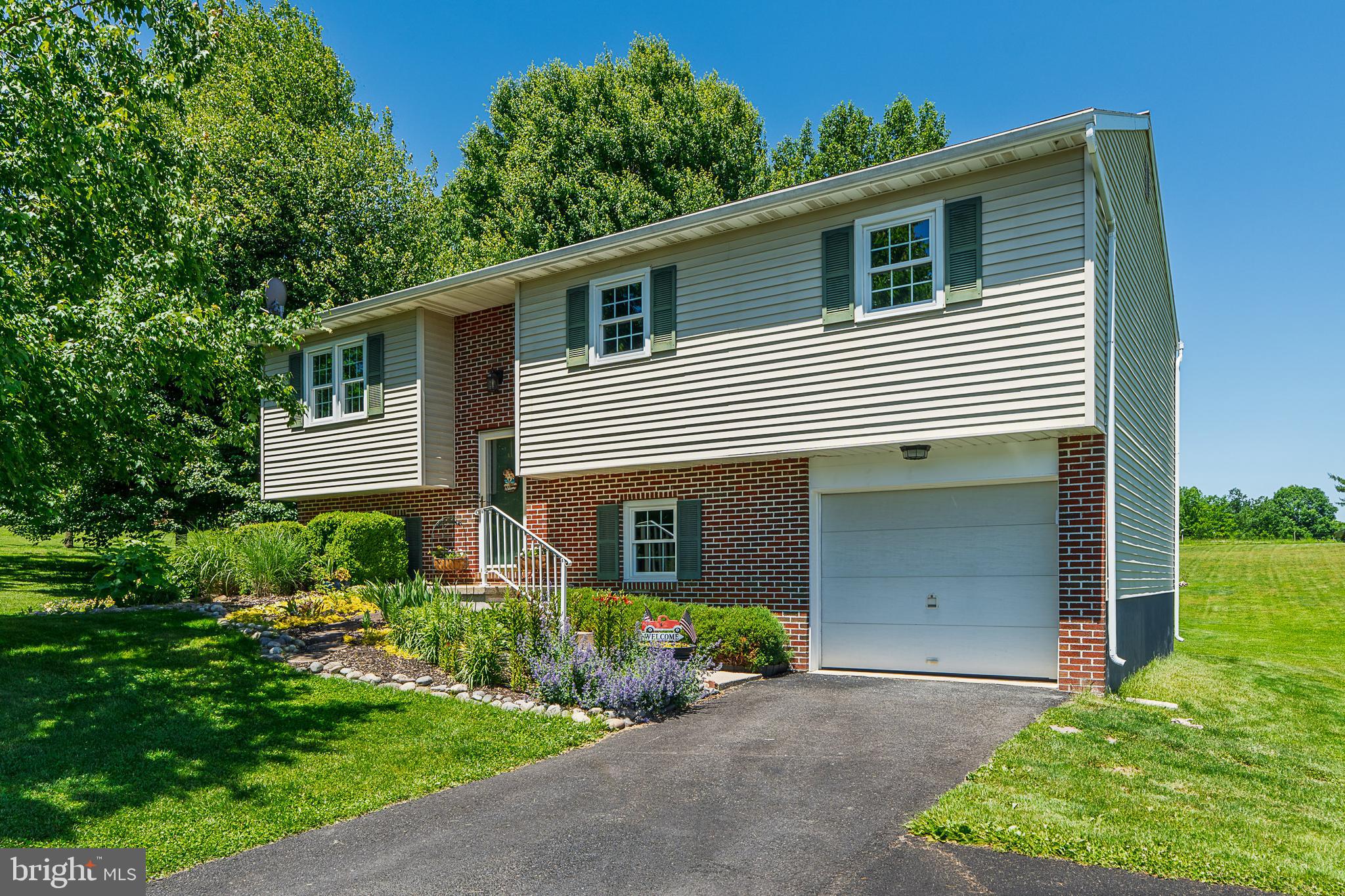 316 Snavely Mill Road Lititz, PA 17543 - Photo 3 of 50
