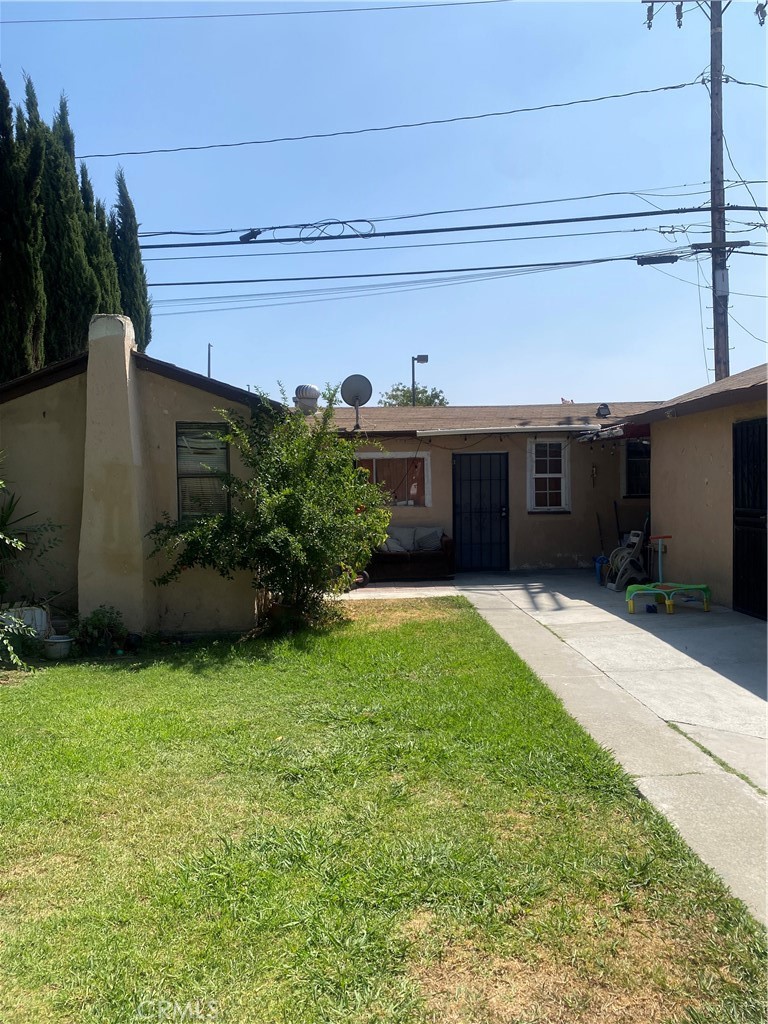 11016 Concert Street El Monte, CA 91731 - Photo 16 of 22 a view of a back yard of the house