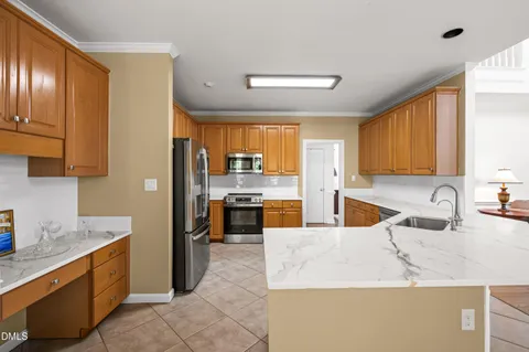 $799,000 | 805 Cricketfield Lane, Cary, NC 27518