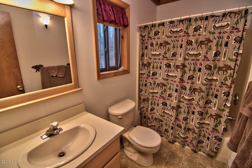4338 Wedge Road Lake Ariel, PA 18436 - Photo 18 of 91