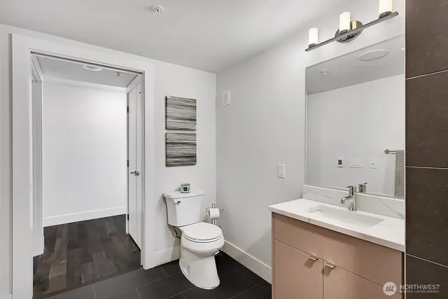 $3,200 | 1118 Alki Avenue Southwest, Unit 101, Seattle, WA 98116