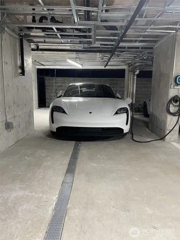 $3,200 | 1118 Alki Avenue Southwest, Unit 101, Seattle, WA 98116