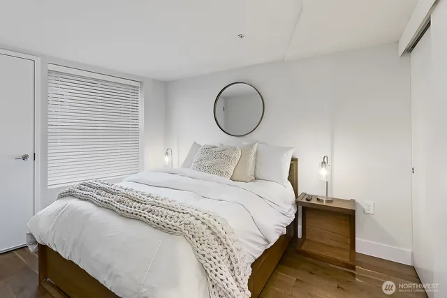 $3,200 | 1118 Alki Avenue Southwest, Unit 101, Seattle, WA 98116