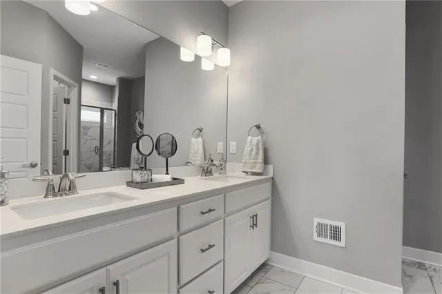 $448,520 | 11420 Auburndale Circle, Kansas City, MO 64157