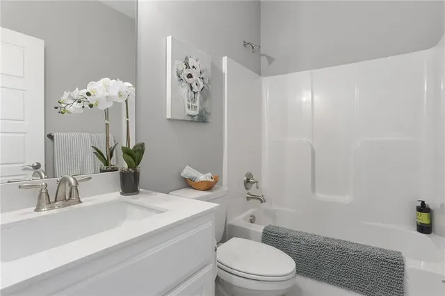 $448,520 | 11420 Auburndale Circle, Kansas City, MO 64157