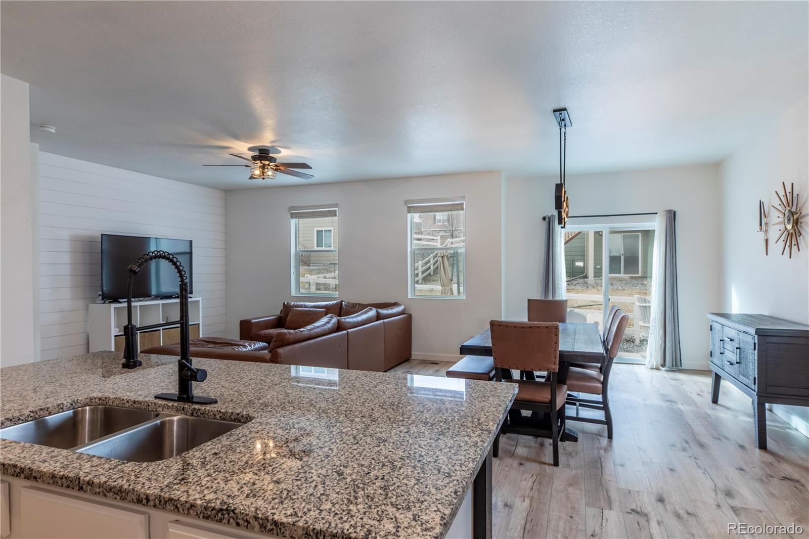 2099 Shadow Rider Circle Castle Rock, CO 80104 - Photo 7 of 35