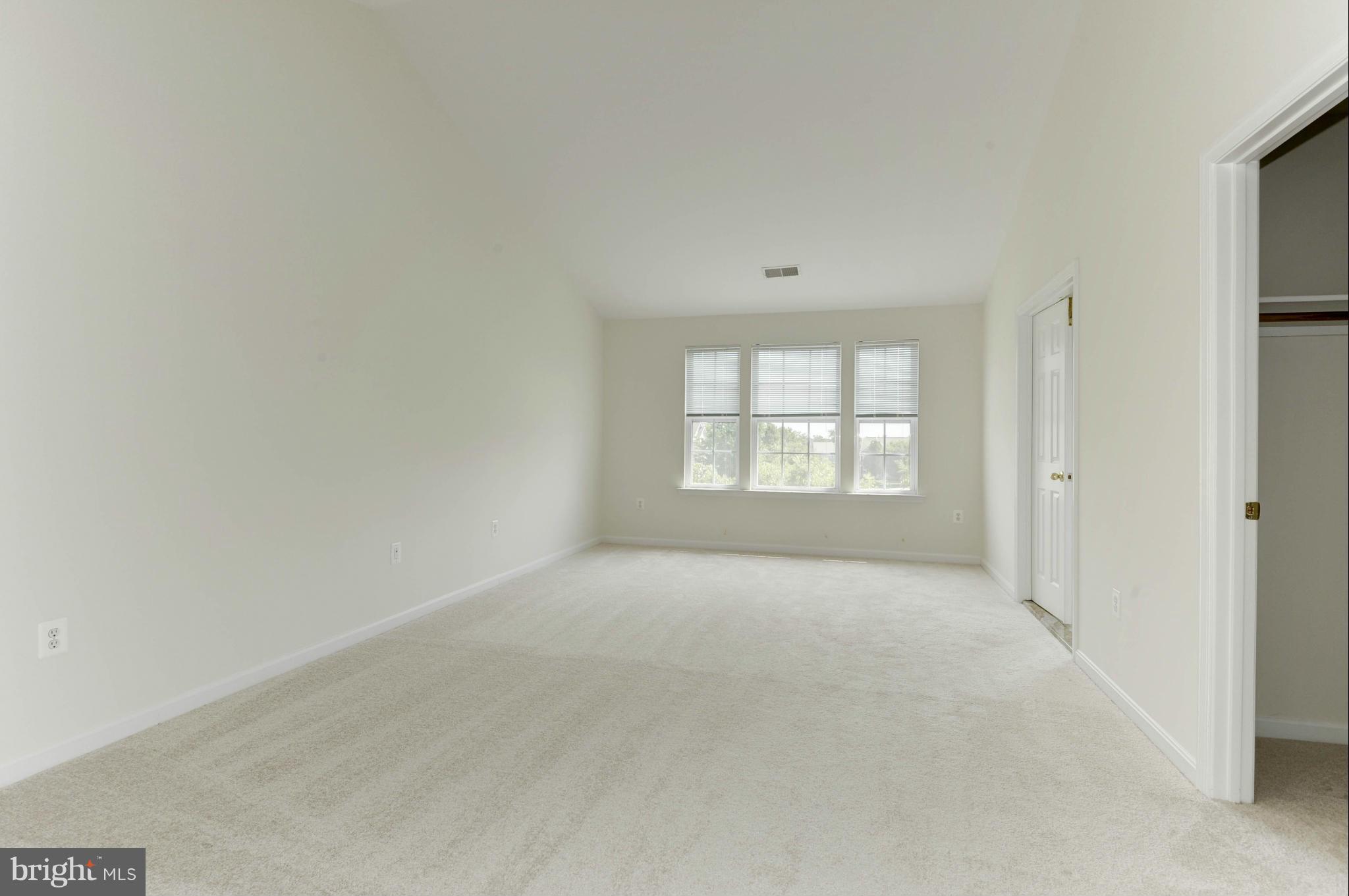 665 Springhouse Square Southeast Leesburg, VA 20175 - Photo 12 of 30 Bedroom (Master)