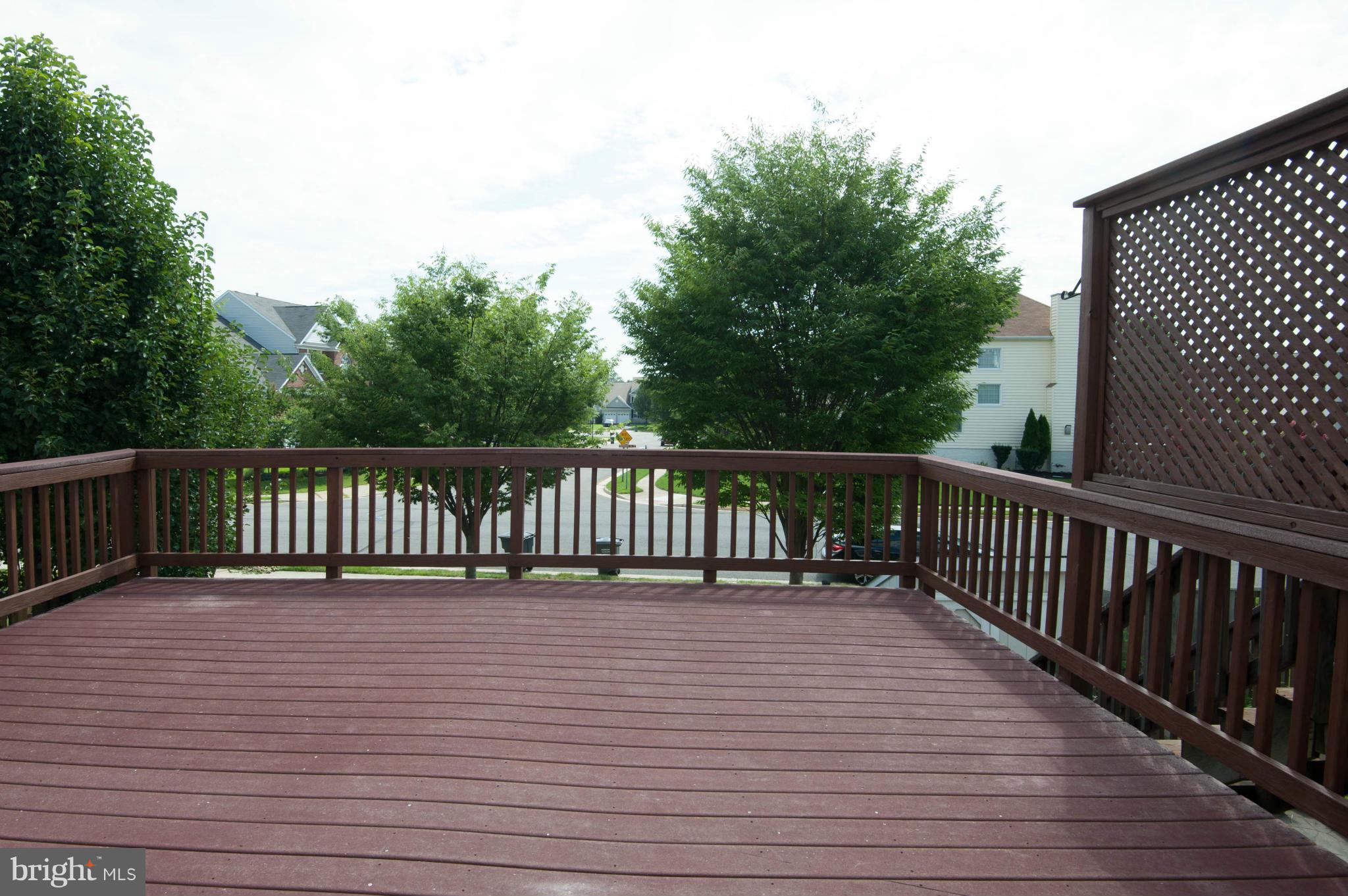 665 Springhouse Square Southeast Leesburg, VA 20175 - Photo 24 of 30 Super Large Deck