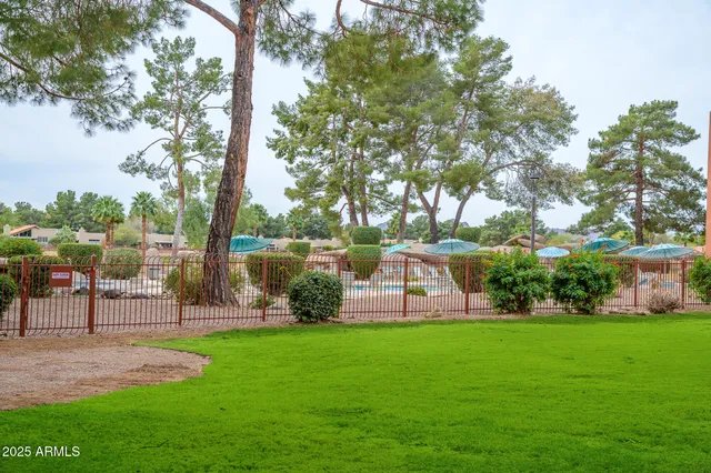 $299,000 | 12212 North Paradise Village Parkway West, Unit 146, Phoenix, AZ 85032