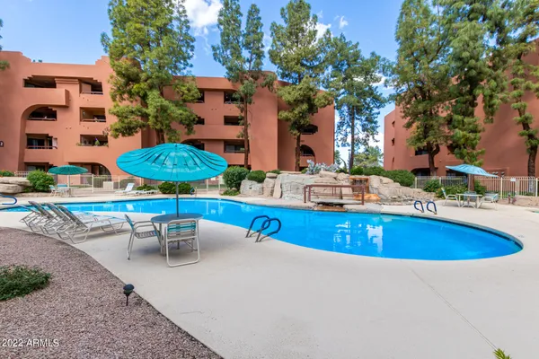 $285,000 | 12212 North Paradise Village Parkway West, Unit 146, Phoenix, AZ 85032